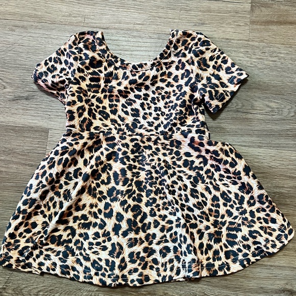 Boutique CHEETAH PRINT TWIRL DRESS, size XXS (6-9 months) - Picture 1 of 2